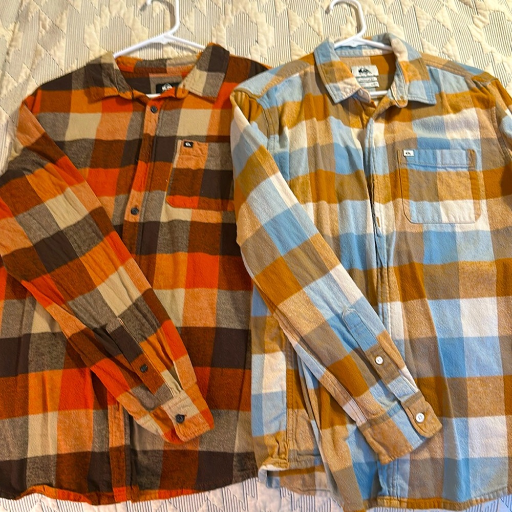 Excellent Quiksilver regular fit Flannel shirts 100% cotton size Medium